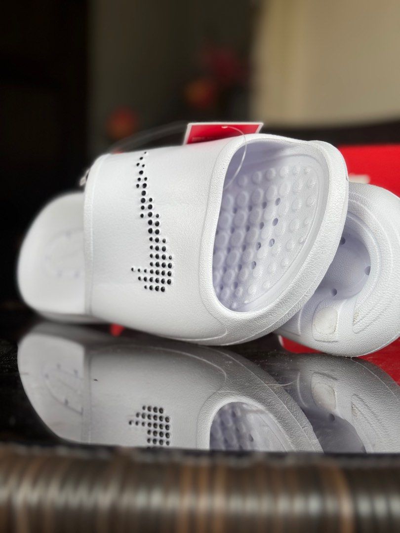 Nike Victori One Shower Slides (Category: Slippers & Slides) located in Muntinlupa City. Submitted by _uncledrew (Listing ID 1391993444, Image 2). Description: CHEAPEST SLIDES ‼️ ₱𝟔𝟓𝟎 𝐎𝐍𝐋𝐘 Nike Victori One Shower Slides Brandnew original. Available sizes: Black White Mens • sz 8 • sz 9 • sz 10 • sz 11 • sz 12 Triple White Womens • sz 7W • sz 8W Pinakamurang slides na makikita mo pare ₱𝟔𝟓𝟎 𝐎𝐍𝐋𝐘 𝐑𝐔𝐒𝐇 🚨 way below srp! Negotiable i