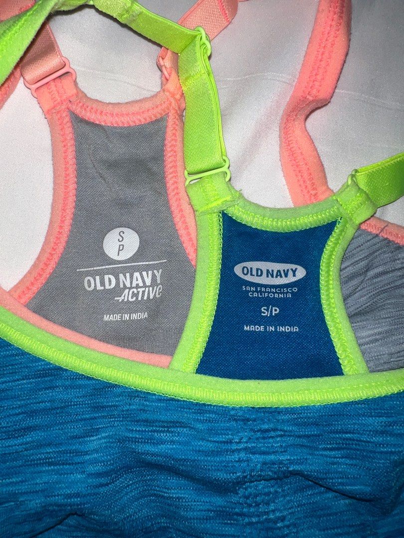 Old Navy Sports Bra (Category: Activewear) located in Quezon City. Submitted by mombie888 (Listing ID 1391981058, Image 2). Description: Brand: Old Navy Size: Small/Petite 500 for 2 pieces Rfs: decluttering Payment: Gcash or BPI Shipping : Grab/Lalamove c/o buyer..