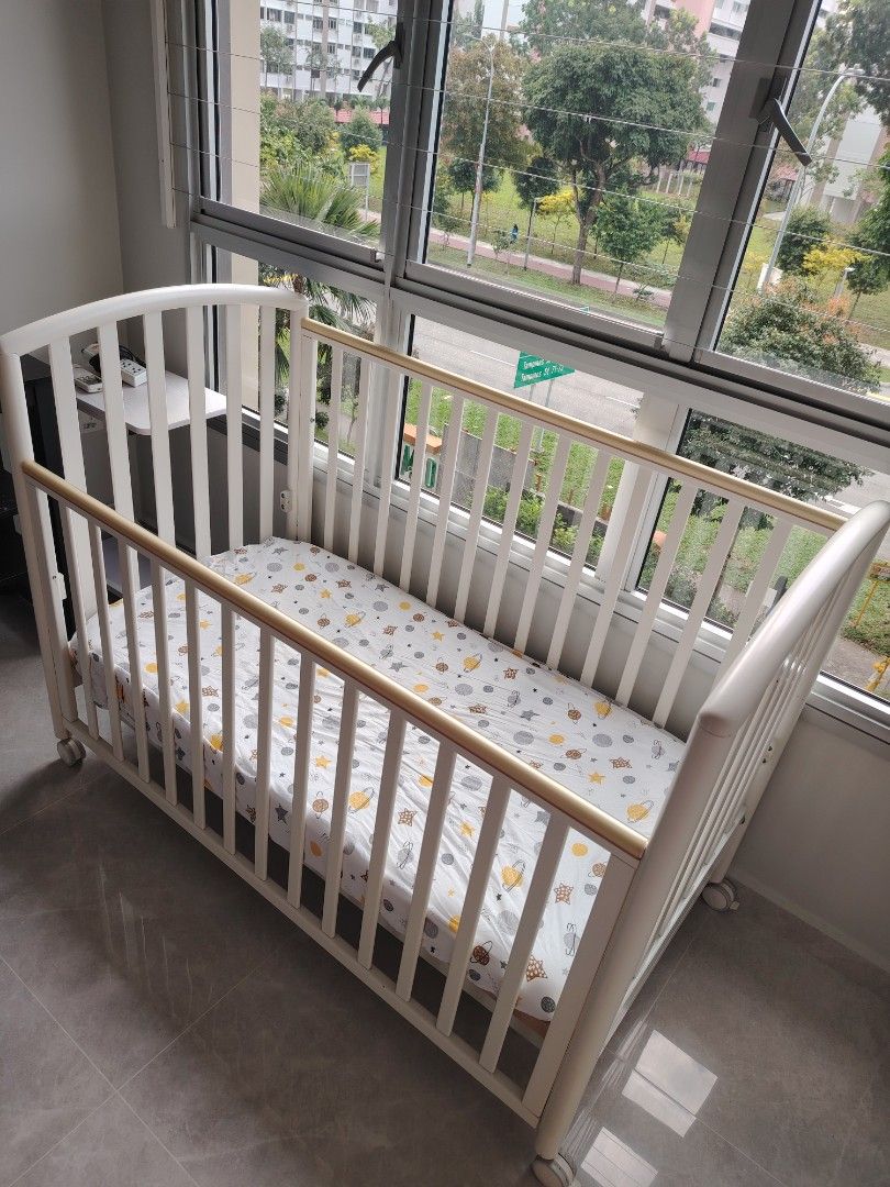 Pali ciak White Baby Cot with Storage Drawers, Babies Kids, Baby