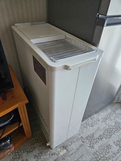 （分類：）位於 。 由 stingswift 提交（商品編號 1391980831，圖片 1）。簡介： 。
