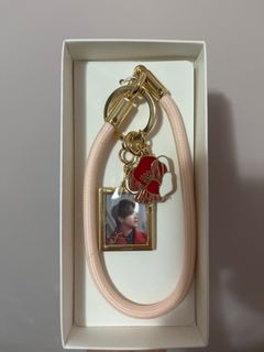 （分類：）位於 。 由 linasw 提交（商品編號 1392112317，圖片 1）。簡介： 。