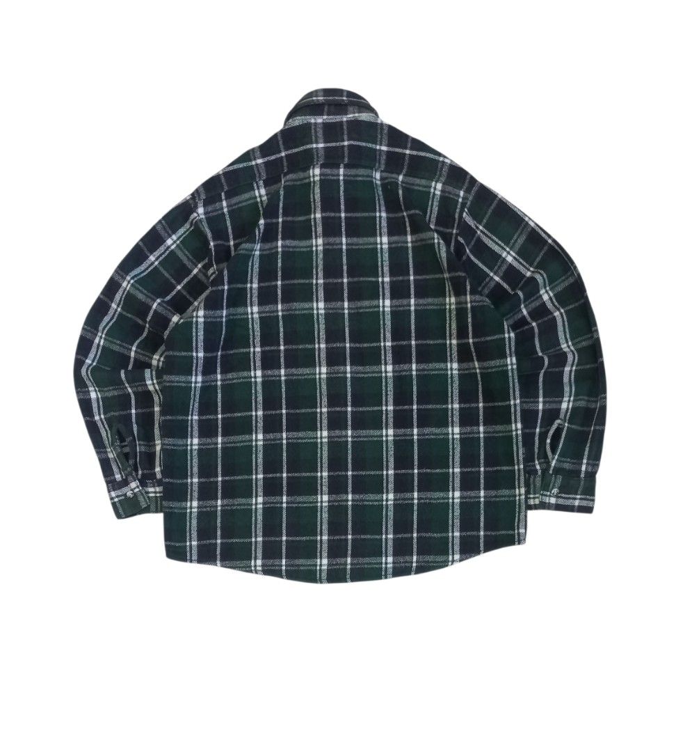 Rare levis vintage 90's flannel jacket (Category: Coats, Jackets and Outerwear) located in Cebu City. Submitted by MrLiks_123 (Listing ID 1392008550, Image 2). Description: Rare 90's levi's flannel jacket ⚡️ U.s A. Made Large size 🫶 Dimes 22 x 28 Excellent condition 9.5/10 color rate Cebu Location 📍 Dm 📩.