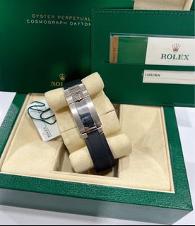(Category: ) located in . Submitted by yfluxury (Listing ID 1391980690, Image 1). Description: .