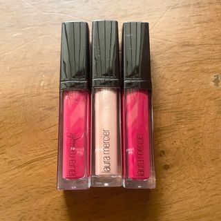 (Category: ) located in . Submitted by vanityboutique (Listing ID 1391998802, Image 1). Description: .