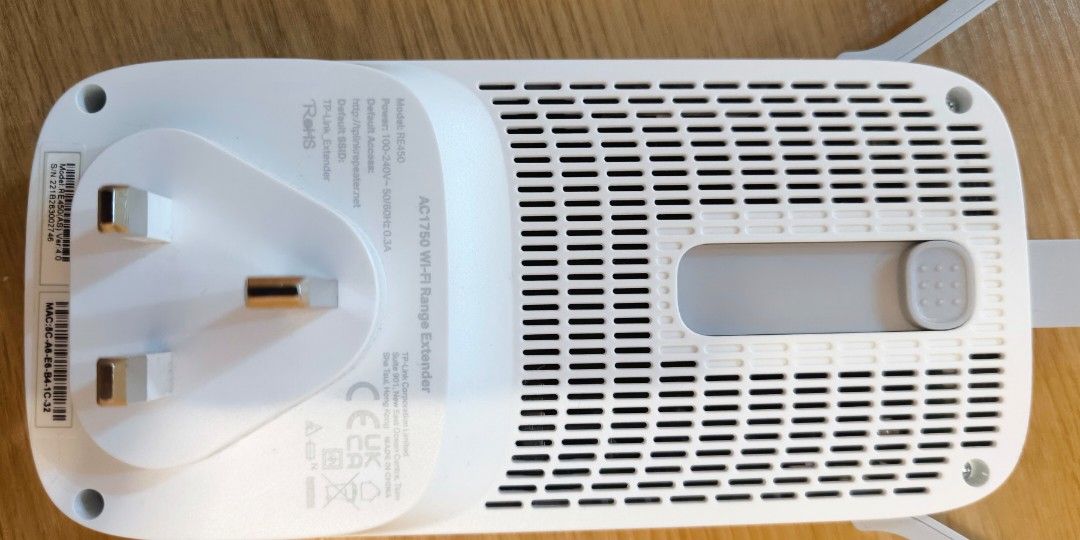 TP link （分類：Wifi及上網相關產品）位於 Hong Kong。 由 ssalan 提交（商品編號 1386177643，圖片 3）。簡介： 2025年9月開始放賣。