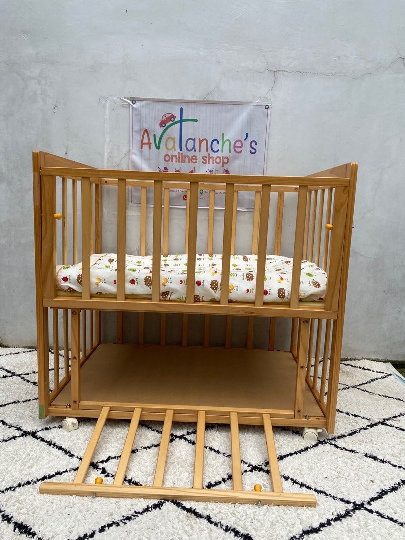 Wooden crib from japan (Category: Cots & Cribs) located in Manila. Submitted by avalanchesonlineshopmainacount (Listing ID 1392034841, Image 3). Description: .
