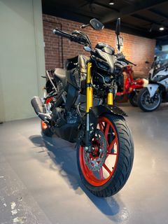 (Category: ) located in . Submitted by Premium.Moto (Listing ID 1182216675, Image 1). Description: .