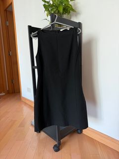 Zara 無袖黑色連身裙 - 尺寸 S64243049011203110