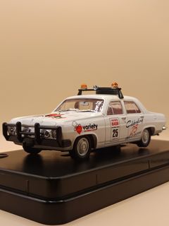 (Category: ) located in . Submitted by otaistore.diecast (Listing ID 1392293702, Image 1). Description: .