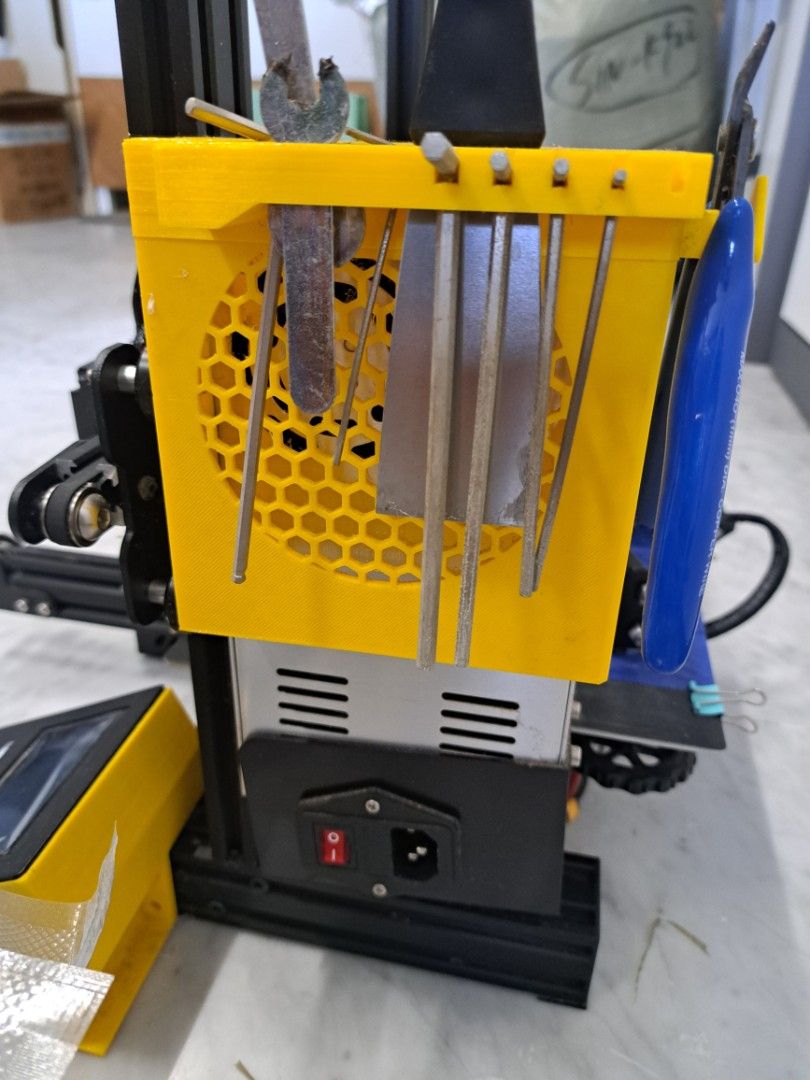 3D printer Ender 3 with Printer Filament475401938871275524