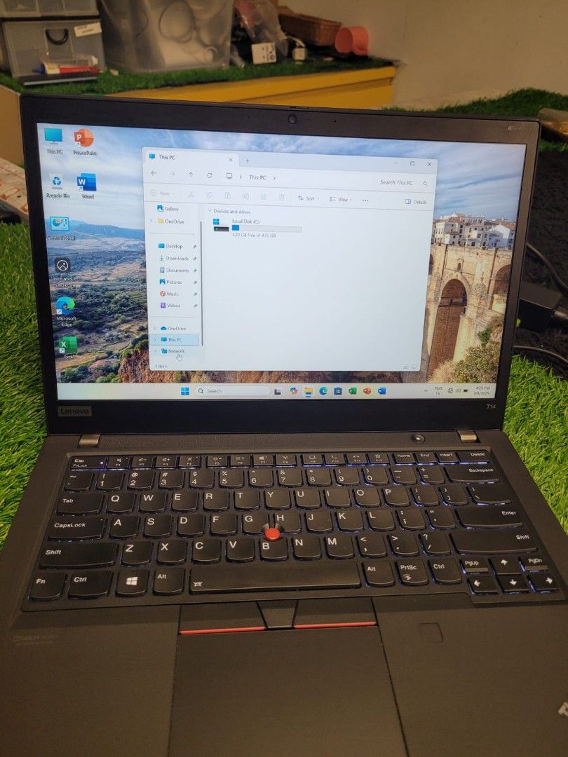 💻 Ultra Slim ThinkPad T14 | i5 10th Gen | Perfect for Work & Play 🎮 ...