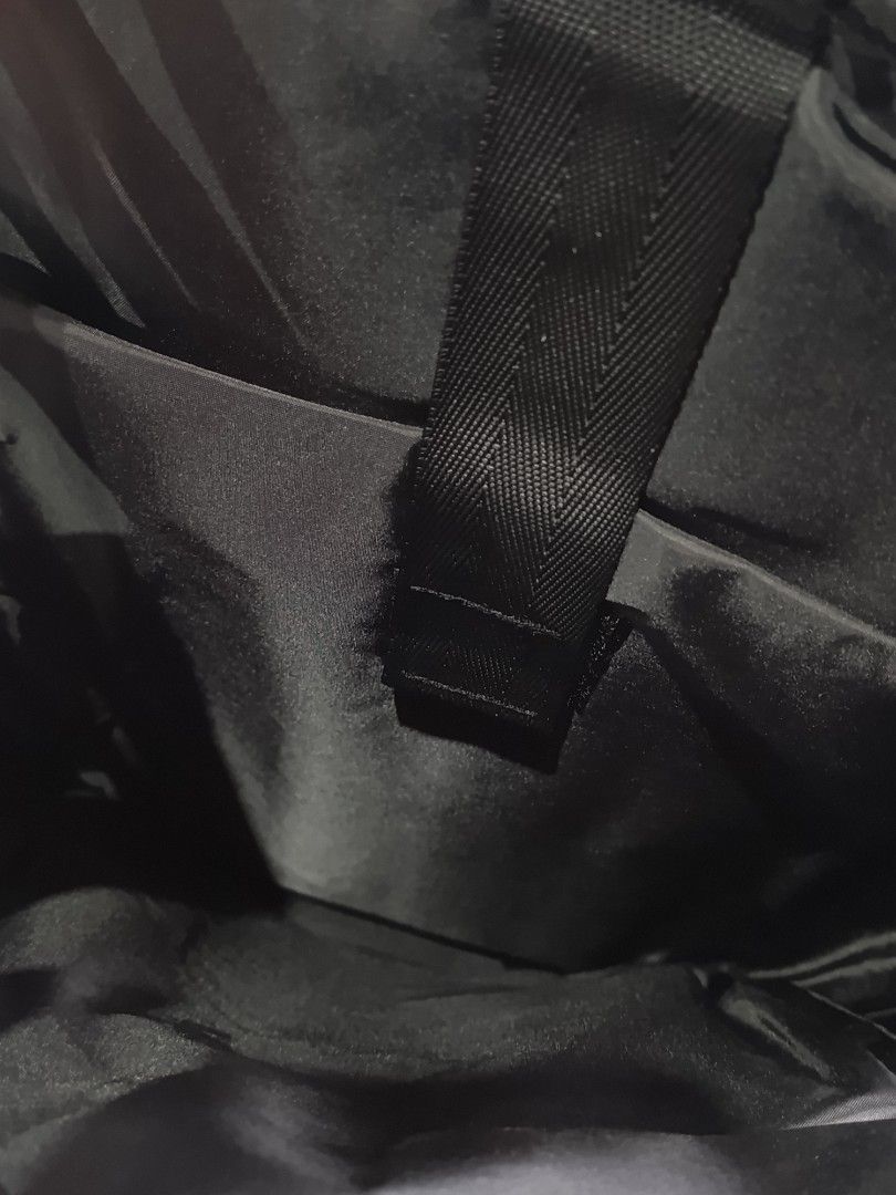 Asus Nereus Backpack Laptop Bag 16 in (Category: Laptop Bags & Sleeves) located in Antipolo. Submitted by minelalisoo (Listing ID 1392245936, Image 3). Description: rfs: extra never been used even once original; comes with tags & original packaging (plastic) can fit 16 in. laptop not bulky! perfect for lrt/mrt commute I have the exact same bag and i'm selling the extra. it can fit my laptop, charger, tumbler, umbrella, makeup kit, notebook, basic