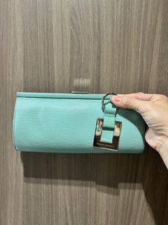 (Category: ) located in . Submitted by theclosetcasemanila (Listing ID 1392268930, Image 1). Description: .