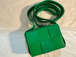 （分類：）位於 。 由 polchua 提交（商品編號 1392187110，圖片 1）。簡介： 。