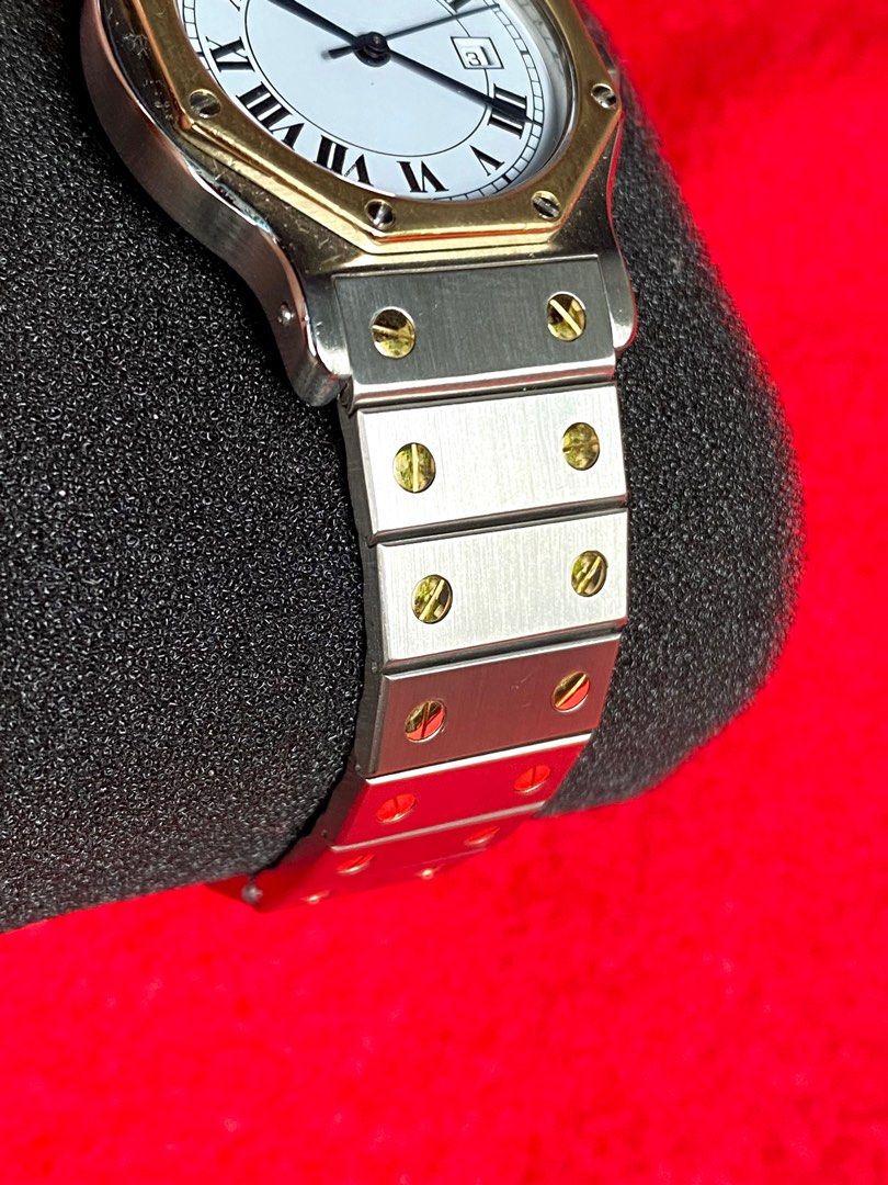 Cartier Santos Octagon - Automatic (Category: Luxury Watches) located in Manila. Submitted by watchmechanic (Listing ID 1392238804, Image 3). Description: Cartier Santos Octagon - Automatic ₱175,000 Excellent Condition Automatic Movement Unisex, 29mm Case size 6.5 inches wrist size Guaranteed Authentic Inclusions: with Original box, Manuals.