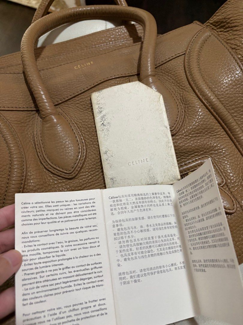 Authentic Celine Luggage Bag size mini in Pebble leather (Category: Luxury Bags & Wallets) located in Cavite. Submitted by cbmae (Listing ID 1391795580, Image 2). Description: Very Beautiful , pebbled calf skin leather, very durable and spacious .