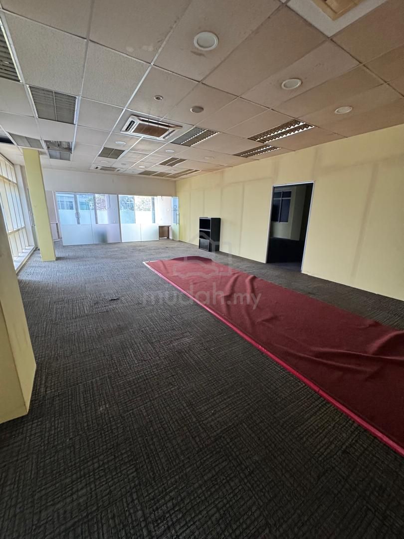 Corner Limited 3 Storey Factory Medan Niaga Kepong [high ceiling/lift ...