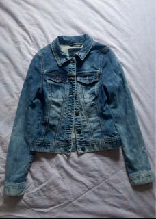 (Category: ) located in . Submitted by c8scloset (Listing ID 1392217018, Image 1). Description: .