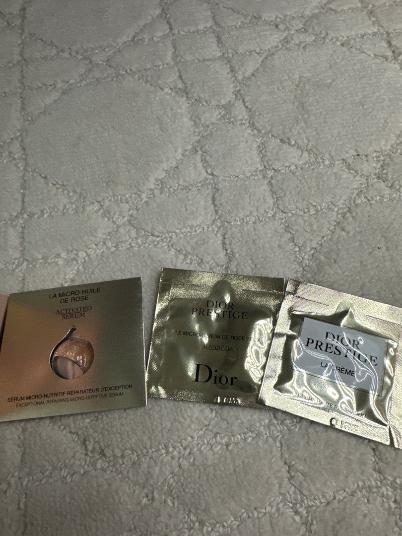 Dior Sample Set (Category: Face Care) located in Singapore. Submitted by ifashionista (Listing ID 1392247721, Image 1). Description: - Dior sample set - Includes sample card and 2 sachets - Perfect for trying the product - Great for travel or on-the-go use.