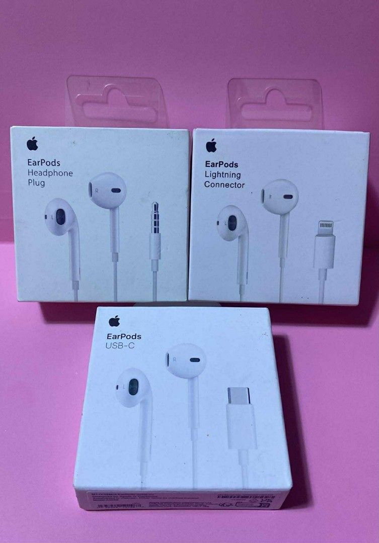 Earpods Lightning connector, type jack, USB-C earphones (Category: Earphones) located in Manila. Submitted by pricious (Listing ID 1392122165, Image 1). Description: lightning connector- 799 USB-C - 650 TYPE JACK-550.