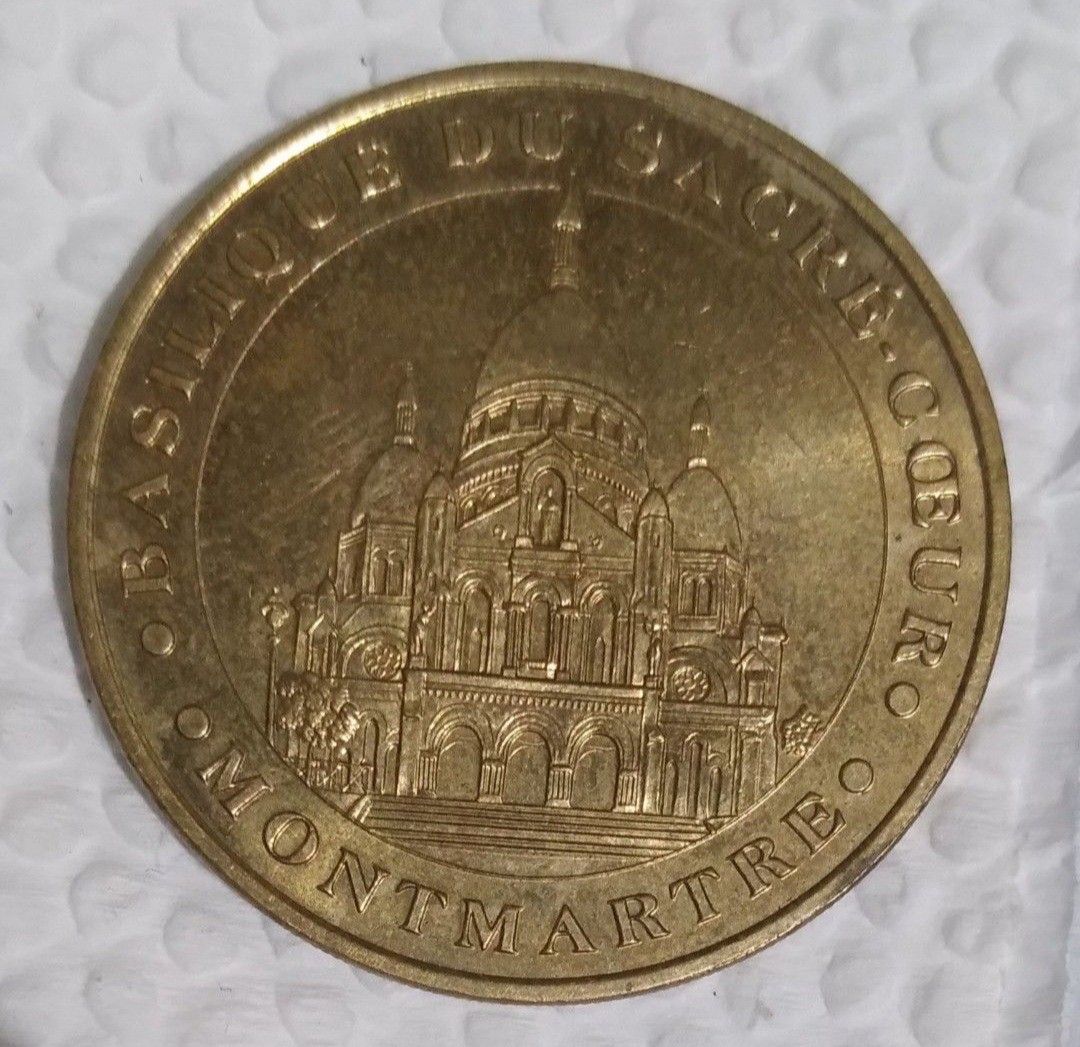 France tourist token 2006 (Category: Currency) located in Lipa City. Submitted by MAGBABALOT7 (Listing ID 1392187357, Image 1). Description: copper aluminum nicjel composition 34 mm in duameter.