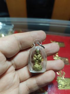 (Category: ) located in . Submitted by worldofamulets888 (Listing ID 1392140168, Image 1). Description: .