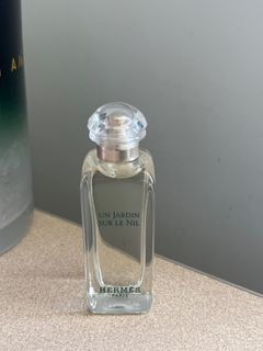 （分類：）位於 。 由 kellyliucy 提交（商品編號 1392141431，圖片 1）。簡介： 。