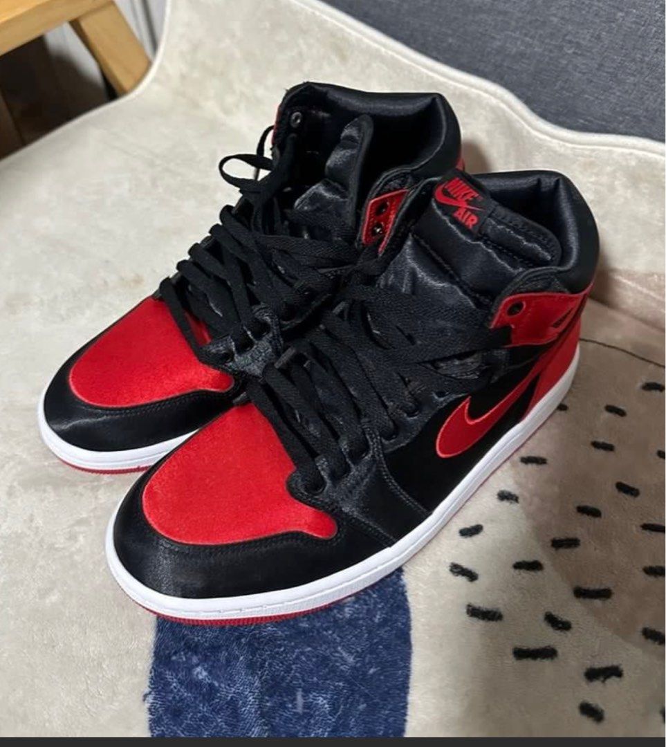 J1 BRED SATIN / J1 YELLOW OCHRE (Category: Sneakers) located in Quezon City. Submitted by jayzz1 (Listing ID 1392127617, Image 1). Description: SELLING ASPACK YELLOW OCHRE SZ10 USED COMPLETE EXRA LACES AND BOX BREDS W11 NEVER BEEN USED- SHOES ONLY THAT MEANS NO BOX.