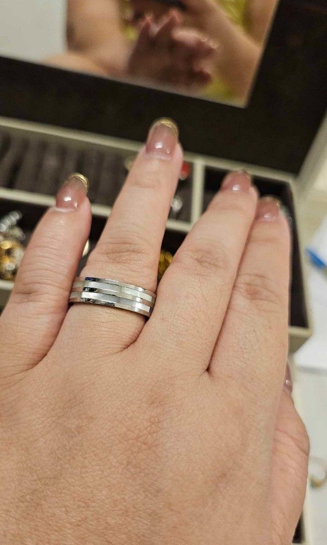 Japan Fashion rings (Category: Rings) located in Dumaguete. Submitted by ellelopez35 (Listing ID 1392255049, Image 1). Description: Japan Vintage to modern Fashion rings 450 each.