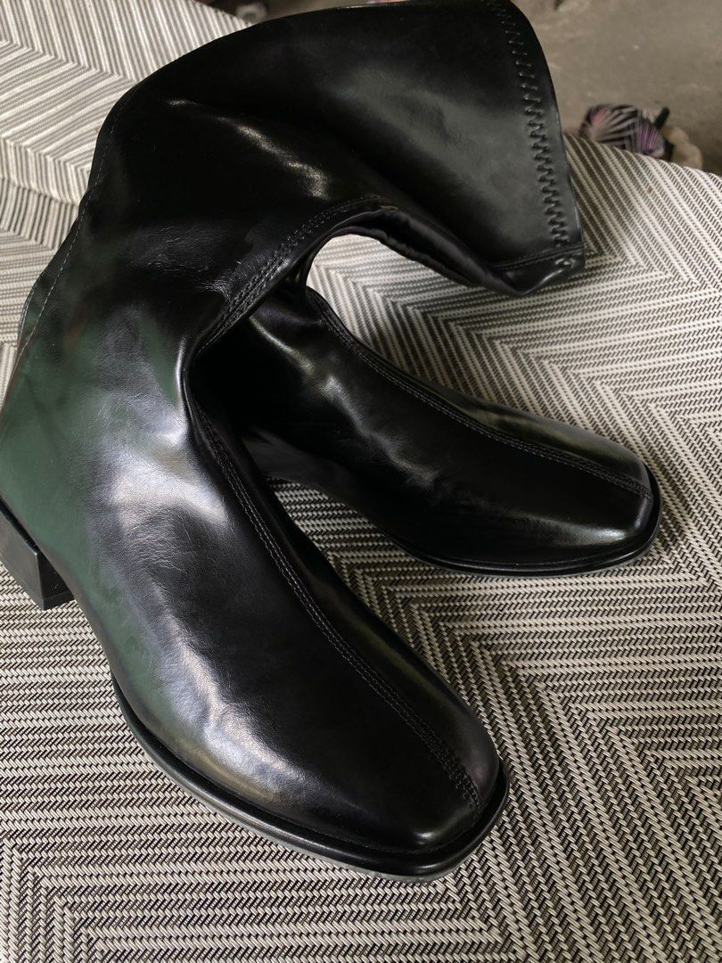 Knee Boots (Category: Boots) located in Iloilo. Submitted by theupperph (Listing ID 1392172873, Image 3). Description: Size: 36 (23 cm) Like New (used twice for travel) Good condition RFS: declutter .