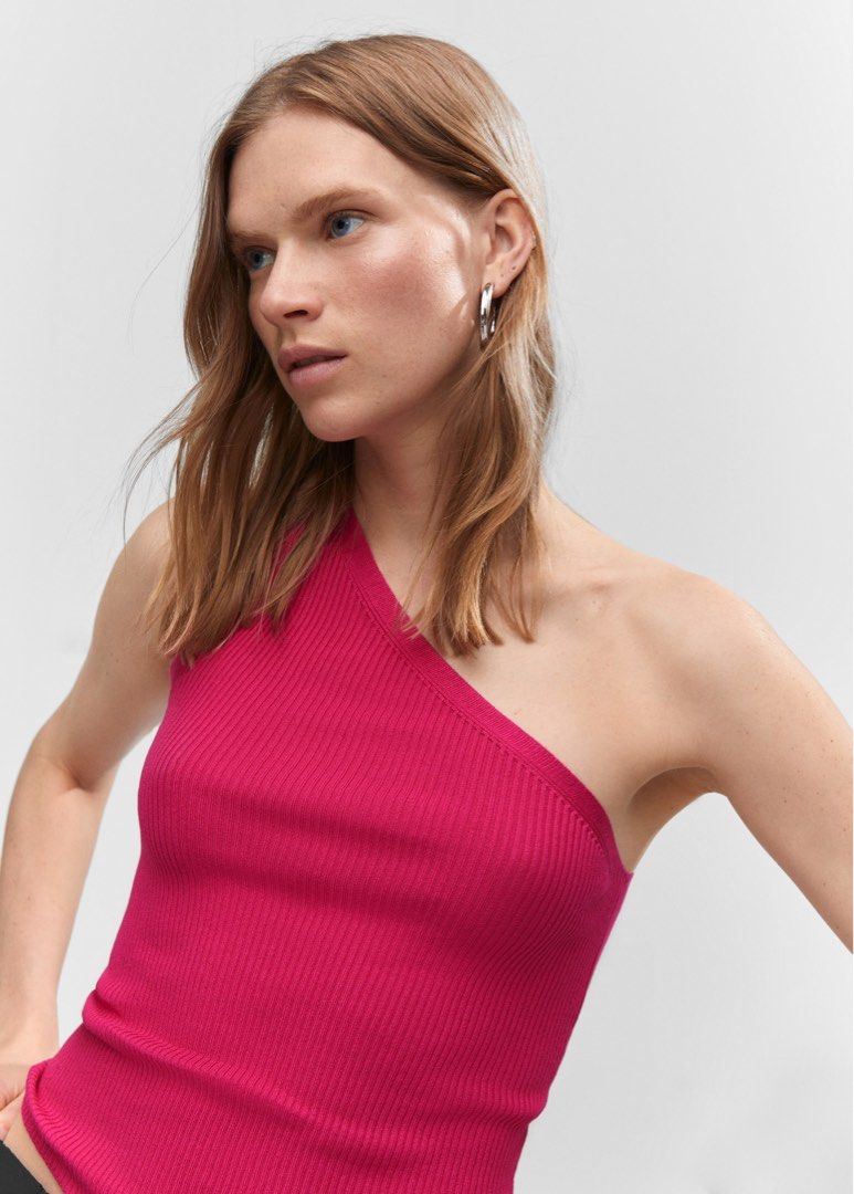 Mango Asymmetrical Knitted Top (Category: Sleeveless) located in Pagadian. Submitted by kcmph (Listing ID 1392142462, Image 2). Description: Used 2X In good condition Size Small Stretchy Fuchsia color.