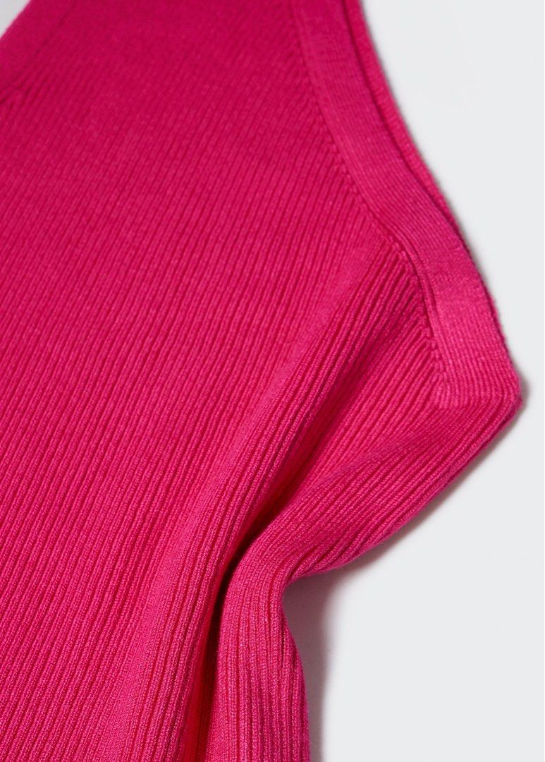 Mango Asymmetrical Knitted Top (Category: Sleeveless) located in Pagadian. Submitted by kcmph (Listing ID 1392142462, Image 3). Description: Used 2X In good condition Size Small Stretchy Fuchsia color.