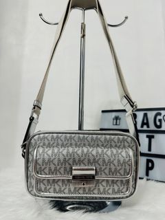 (Category: ) located in . Submitted by bagitupshopph (Listing ID 1392239749, Image 1). Description: .