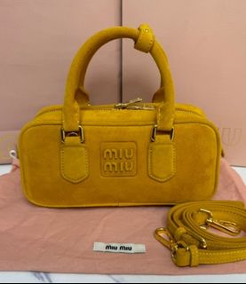 (Category: ) located in . Submitted by myclosetph143 (Listing ID 1392168256, Image 1). Description: .