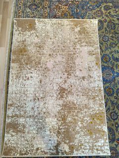 (Category: ) located in . Submitted by nomadicandmoderncarpets (Listing ID 1392215467, Image 1). Description: .
