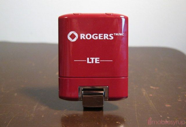 Rogers AirCard 330U LTE 100Mbps max (Category: Networking) located in Cabuyao City. Submitted by nicoleecloset (Listing ID 1392211547, Image 2). Description: The 330U achieves faster speeds by incorporating the 2600Mhz band into its existing 700Mhz/AWS spectrum capability; Rogers owns a bit of 2600Mhz that it is using in its Rocket Stick devices to deliver faster LTE performance where available. We say ‘where available’ because at such a high fre