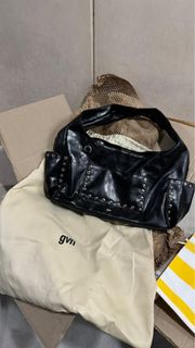(Category: ) located in . Submitted by reset.closet (Listing ID 1392240568, Image 1). Description: .