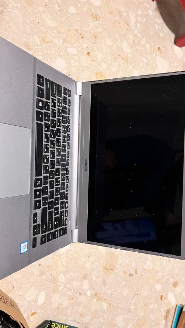 Samsung Laptop Silver, Computers & Tech, Laptops & Notebooks on Carousell