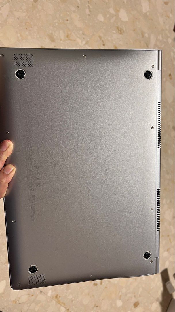 Samsung Laptop Silver, Computers & Tech, Laptops & Notebooks on Carousell