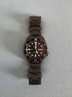 (Category: ) located in . Submitted by thethriftthing (Listing ID 1392166030, Image 1). Description: .