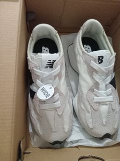 (Kategori: ) berada di . Dikirim oleh bellarn (ID iklan 1392264466, Gambar 1). Deskripsi: .