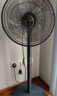 (Category: ) located in . Submitted by r010434i (Listing ID 1392209570, Image 1). Description: .