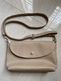 (Kategori: ) berada di . Dikirim oleh moimostuff (ID iklan 1392152450, Gambar 1). Deskripsi: .