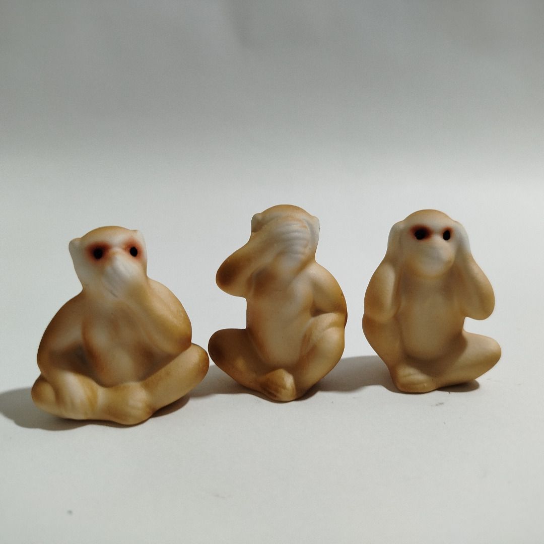 Three Wise Monkeys Figurine See No Evil, Hear No Evil, Speak No Evil (Category: Other Home Decor) located in Cagayan de Oro. Submitted by cutxcute (Listing ID 1392216249, Image 1). Description: For Sale Three Wise Monkeys Figurine 1.5" See No Evil, Hear No Evil, Speak No Evil Trio 1.5" Php 150 Item + Delivery Fee Delivery via Maxim, LBC, J&T.