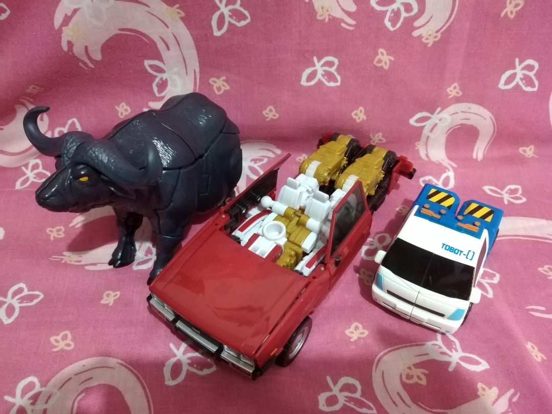 [USED] Tobot / Hello Carbot set (Category: Action & Battle Toys) located in Las Pinas. Submitted by hppyclttrc0. (Listing ID 1392251837, Image 2). Description: [USED] Tobot-Hello Carbot set -Several MISSING parts in alternate mode, but wont affect transformation to robot mode. -Still good for play/display. -As is, WYSIWYG. Please manage your expectations. ⚠️ 𝗣𝗿𝗼𝗱𝘂𝗰𝘁 𝗜𝗻𝗳𝗼𝗿𝗺𝗮𝘁𝗶𝗼𝗻 All prices, item conditions, and relevant details a