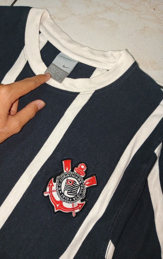 Vintage Nike Tag Stripe Jersey (Category: Tshirts & Polo Shirts ) located in Taguig. Submitted by wst.fnds (Listing ID 1392265407, Image 2). Description: Dimes: Width - 17.5 Length - 28 Issue: Non, yung fade niya safe lang, the rest walang issue Negotiable sa sure buyer WEST REMBO TAGUIG📌 199A Mansanas St. Blk. 7 •Meet up around Taguig/Makati •No Cash on Delivery (COD) for those who order online •Payment first thru G-Cash for those who order onl