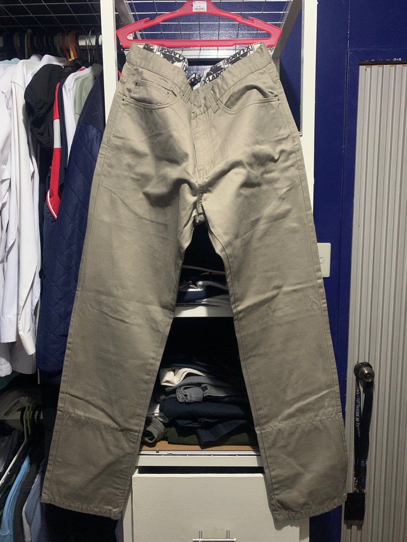 Xlarge pants (Category: Jeans) located in Manila. Submitted by ntapalla8533219 (Listing ID 1392288933, Image 1). Description: L: 42 W: 32 Leg op: 9.