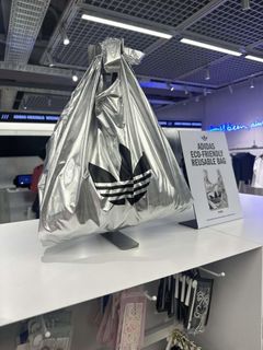 （分類：）位於 。 由 wsk558 提交（商品編號 1392380354，圖片 1）。簡介： 。