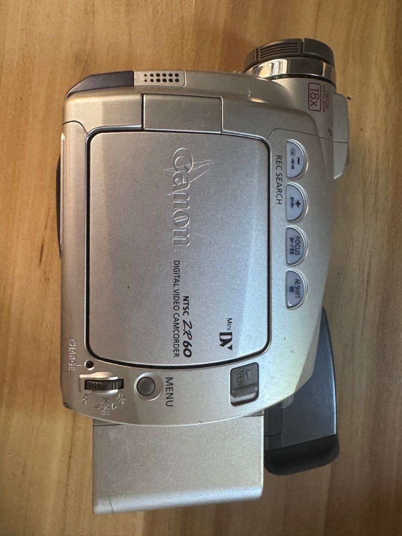 Canon ZR60 MiniDV camcorder (Category: Camera Bags & Carriers) located in San Pablo. Submitted by lenabncg (Listing ID 1392357737, Image 1). Description: Not sure if working .