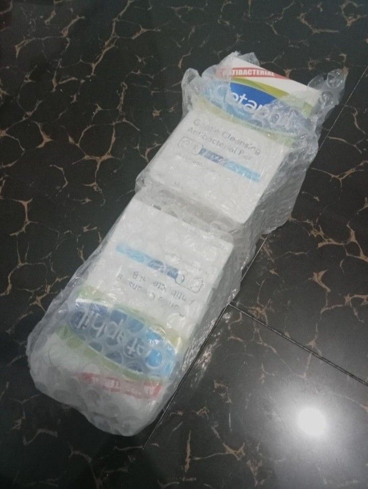 Cetaphil bath soap (Category: Bath) located in Angeles City. Submitted by kyarole.rn (Listing ID 1392431084, Image 2). Description: .